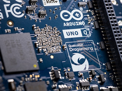 Arduino UNO Q 4GB: Dual-Brain SBC for AI & IoT | Arduino Store ...