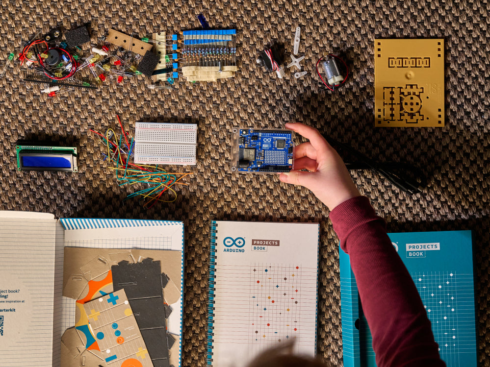 Arduino Starter Kit R4 Classroom Pack | Upgrade Your Class Now ...